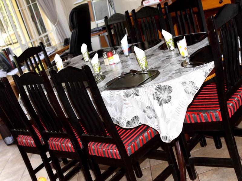 Airport Lodge Guest House Kempton Park Exteriör bild